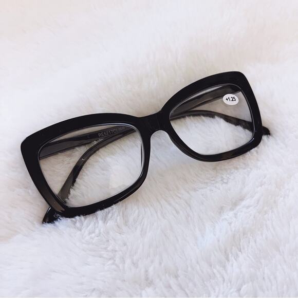 Leila Black Cateye Oversized Reader Glasses - Picture 2 of 9